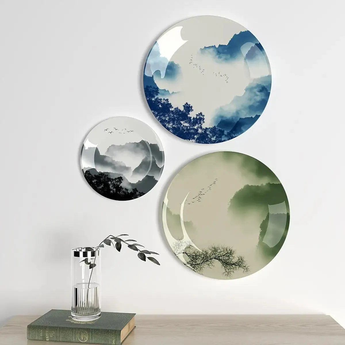 Decor with ceramic wall plates