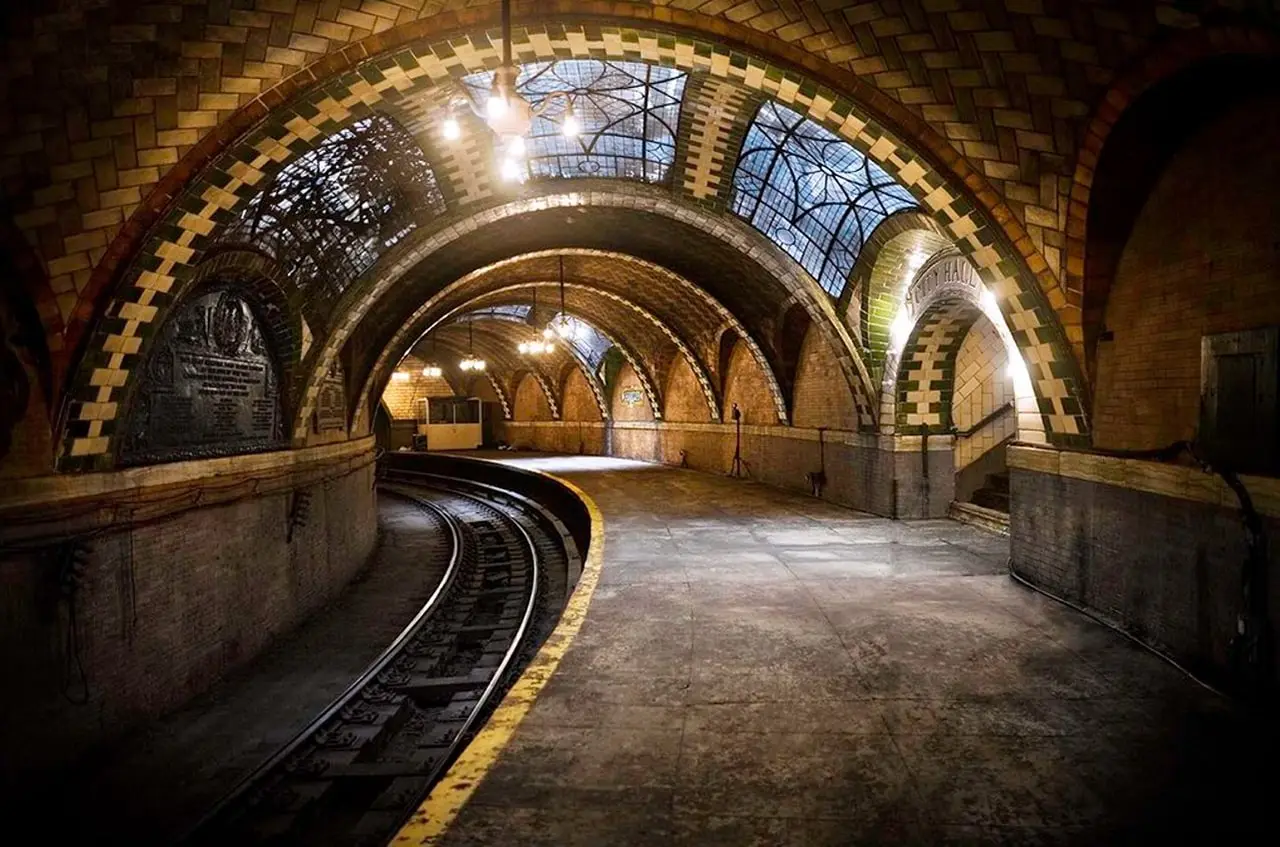 "City Hall", New York