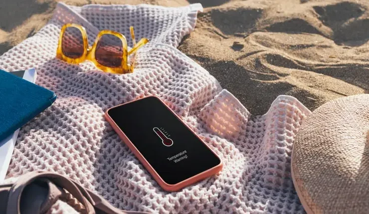 How to quickly cool down your phone in the heat
